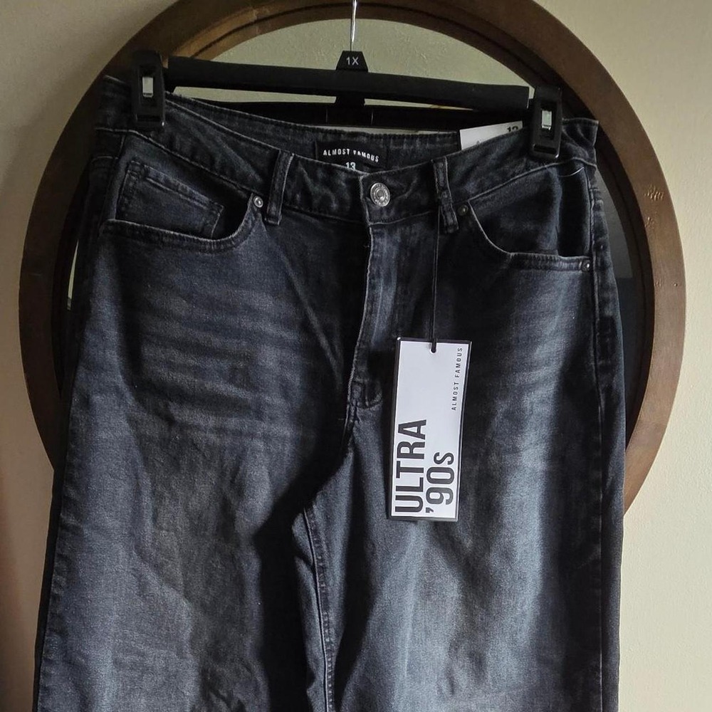 Almost Famous Black Denim Wide-Leg Jeans Juniors Size 13 5-Pocket Button Zip